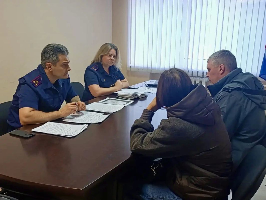 В Вологде и.о. руководителя СУ СК России по Вологодской области Альберт Абдулмажитович Атабиев провел личный прием граждан