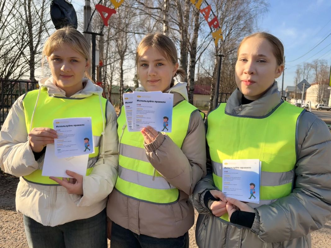 В Никольске Госавтоинспекторы и члены общественного совета провели акцию «Культурный пешеход» В Никольске Госавтоинспекторы и члены общественного совета провели акцию «Культурный пешеход»