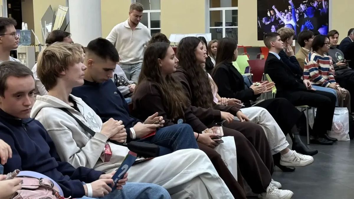 В Высшей школе экономики проходит фестиваль студентов московских вузов — уроженцев Вологодской области В Высшей школе экономики проходит фестиваль студентов московских вузов — уроженцев Вологодской области