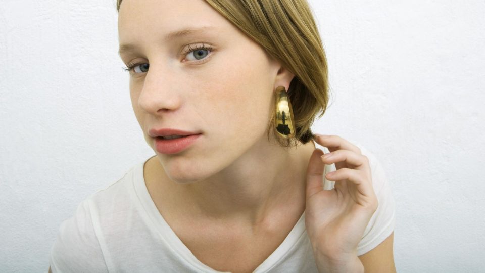 Без уксуса, спирта и соды: золотые украшения заблестят как новые с этой хитростью